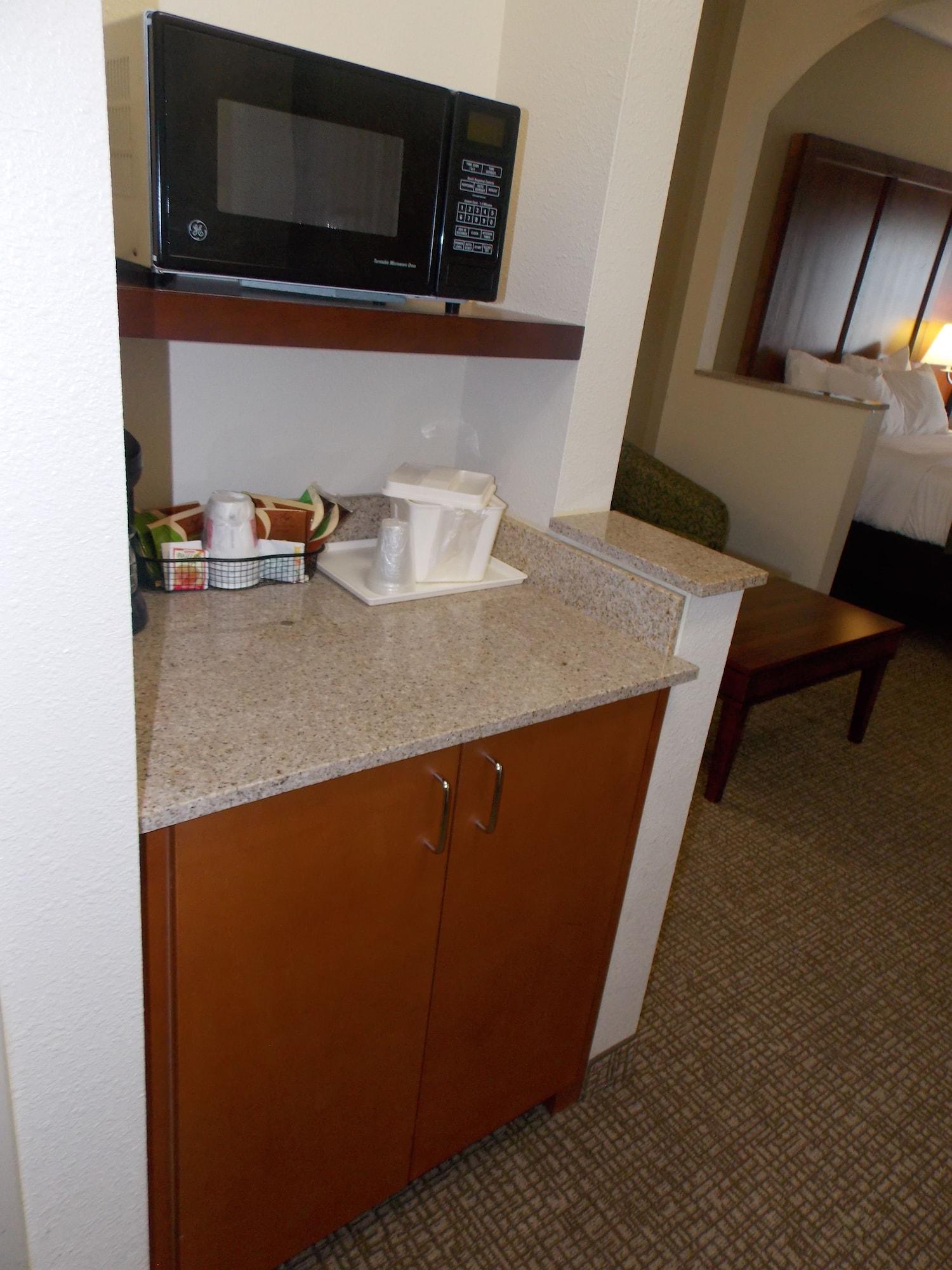 Comfort Suites Inn At Ridgewood Farm Salem Dış mekan fotoğraf