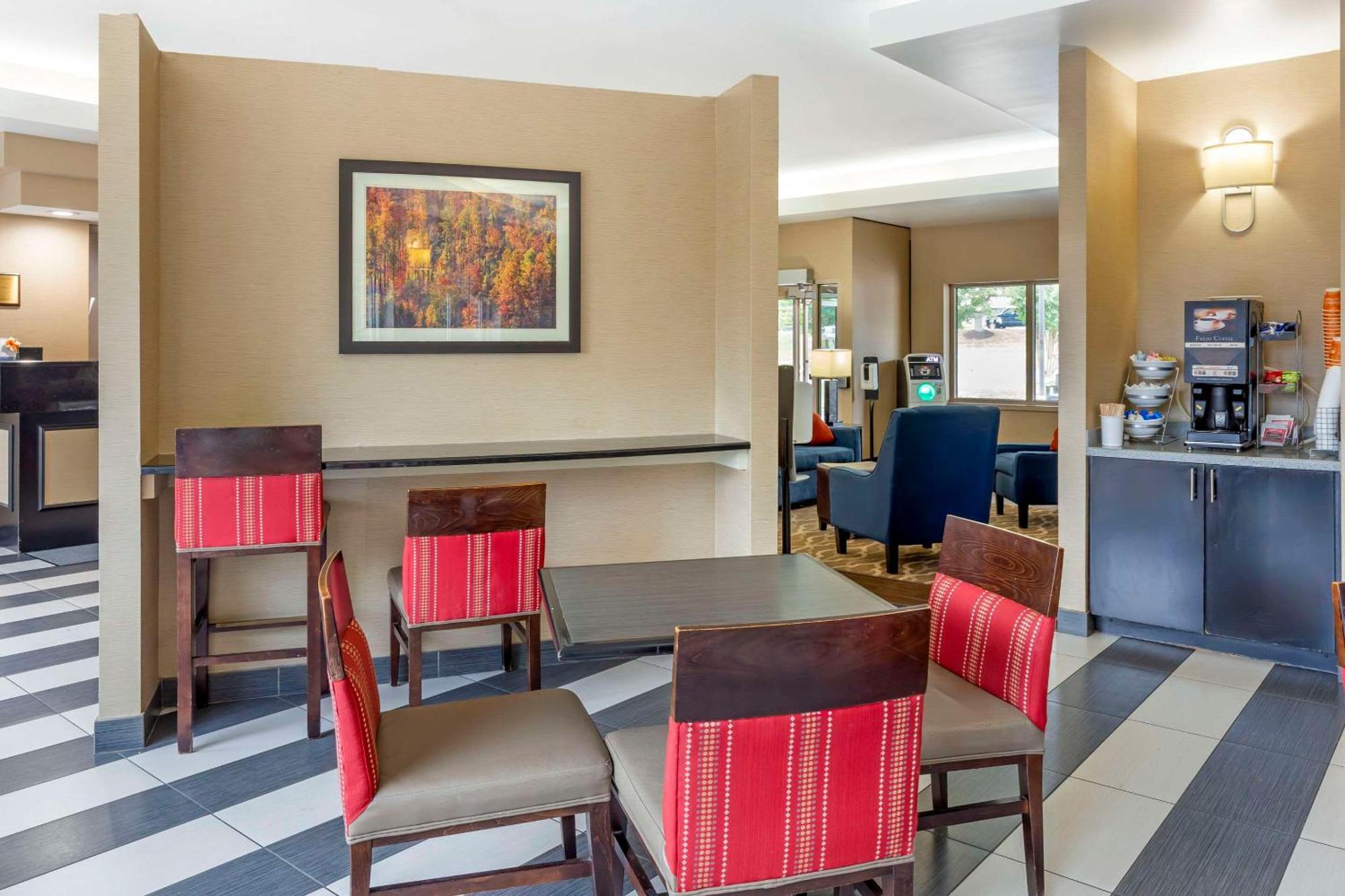 Comfort Suites Inn At Ridgewood Farm Salem Dış mekan fotoğraf