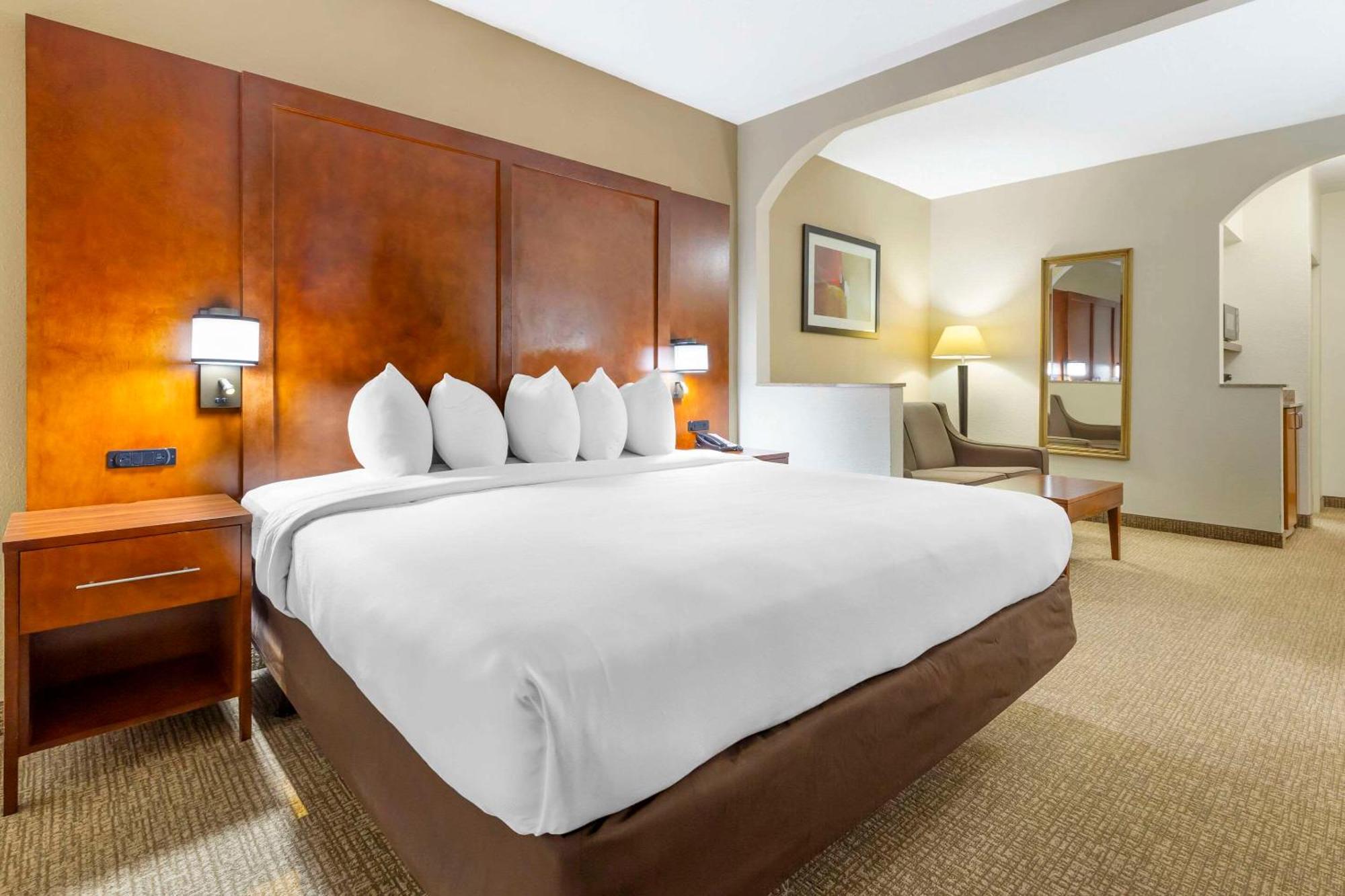 Comfort Suites Inn At Ridgewood Farm Salem Dış mekan fotoğraf