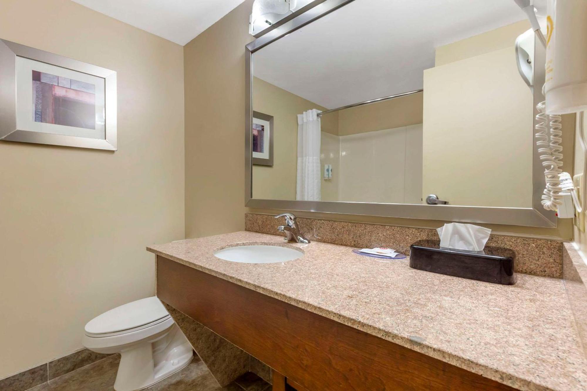 Comfort Suites Inn At Ridgewood Farm Salem Dış mekan fotoğraf