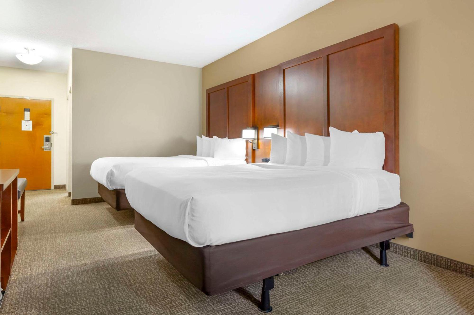 Comfort Suites Inn At Ridgewood Farm Salem Dış mekan fotoğraf